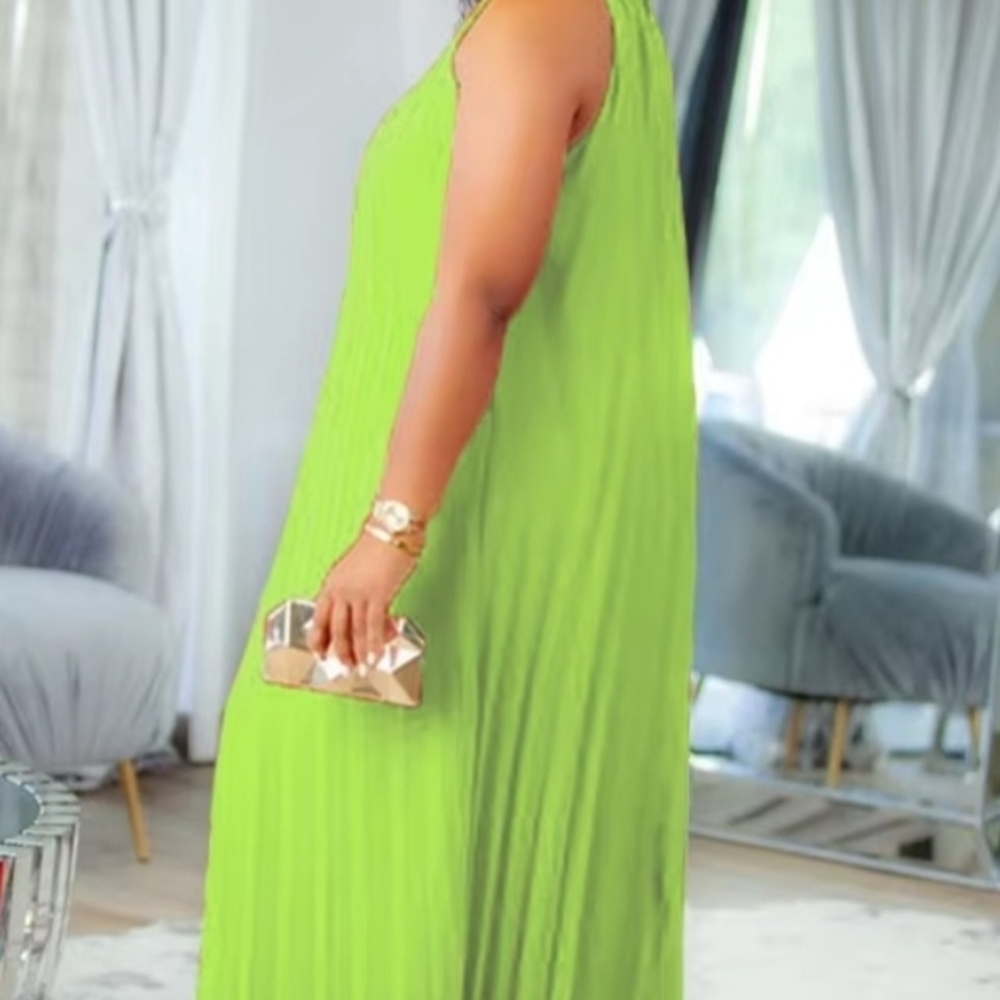 Halter Maxiplus Size Dress in Pea Green. - Picture 2 of 4